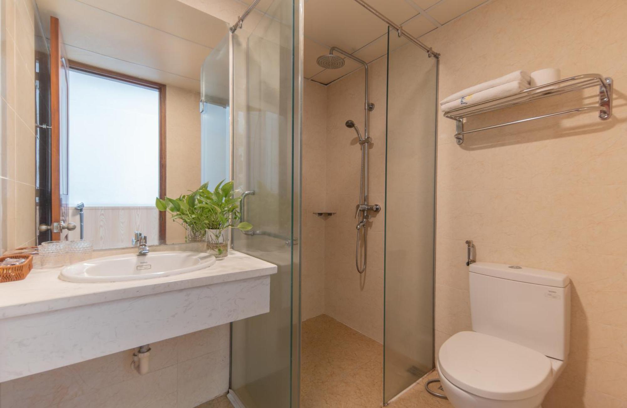 Nang Vang Hotel Να Τρανγκ Εξωτερικό φωτογραφία